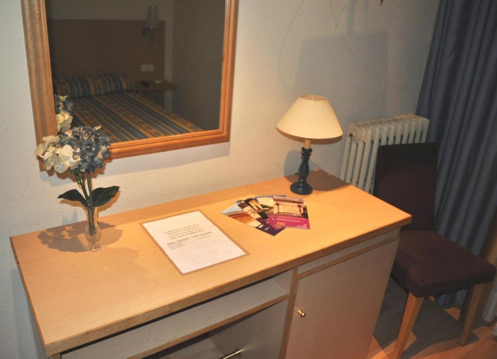 Hotel Espana Guadalajara Room photo